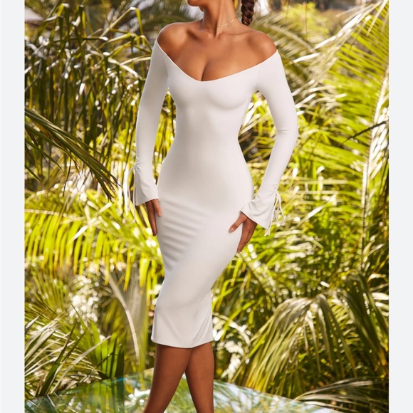 Oh Polly Dresses & Skirts - Oh Polly Midi Dress